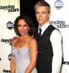 2010__09__okmagazine_jennifer grey derek hough 142×150.jpg
