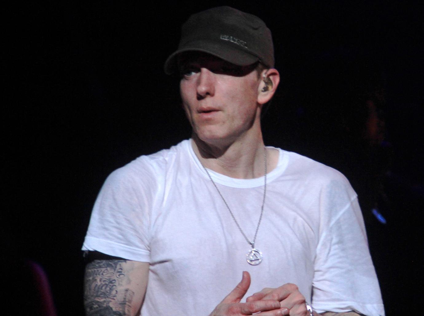 eminem network rapper salary earnings richest celebrities