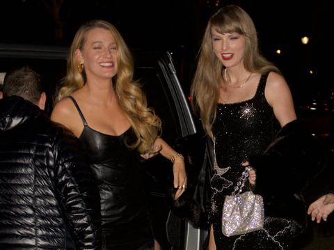 taylor swift celebrates birthday without travis kelce