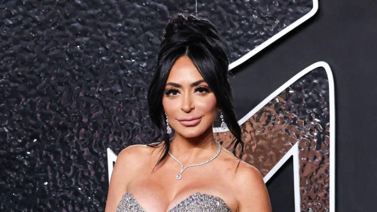 Image of Angelina Pivarnick had been pregnant with a child whose baby daddy she identified as 'John Doe-Nor.' 