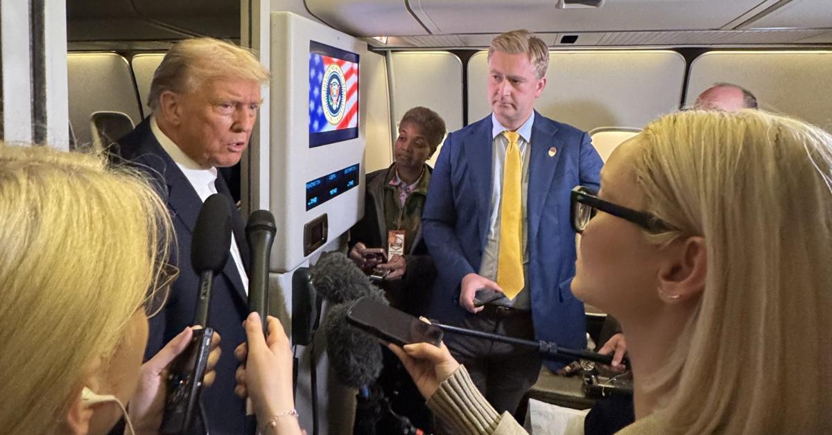 Image of Karoline Leavitt also praised Donald Trump during the press briefing via social media.