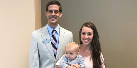 Jill duggar pregnant fans convinced hero