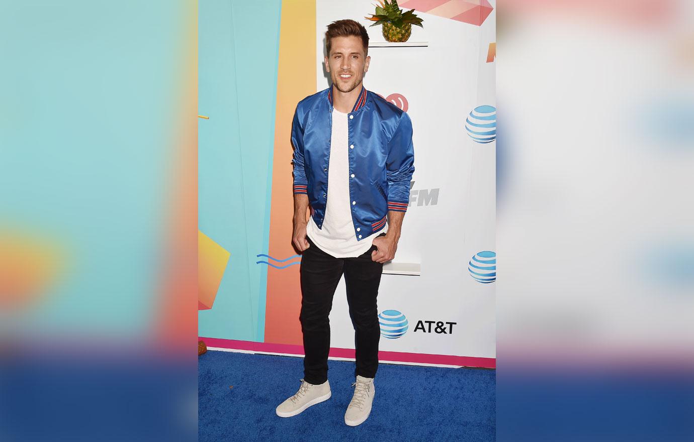 Jojo fletcher jordan rodgers nearly split massive fight 4