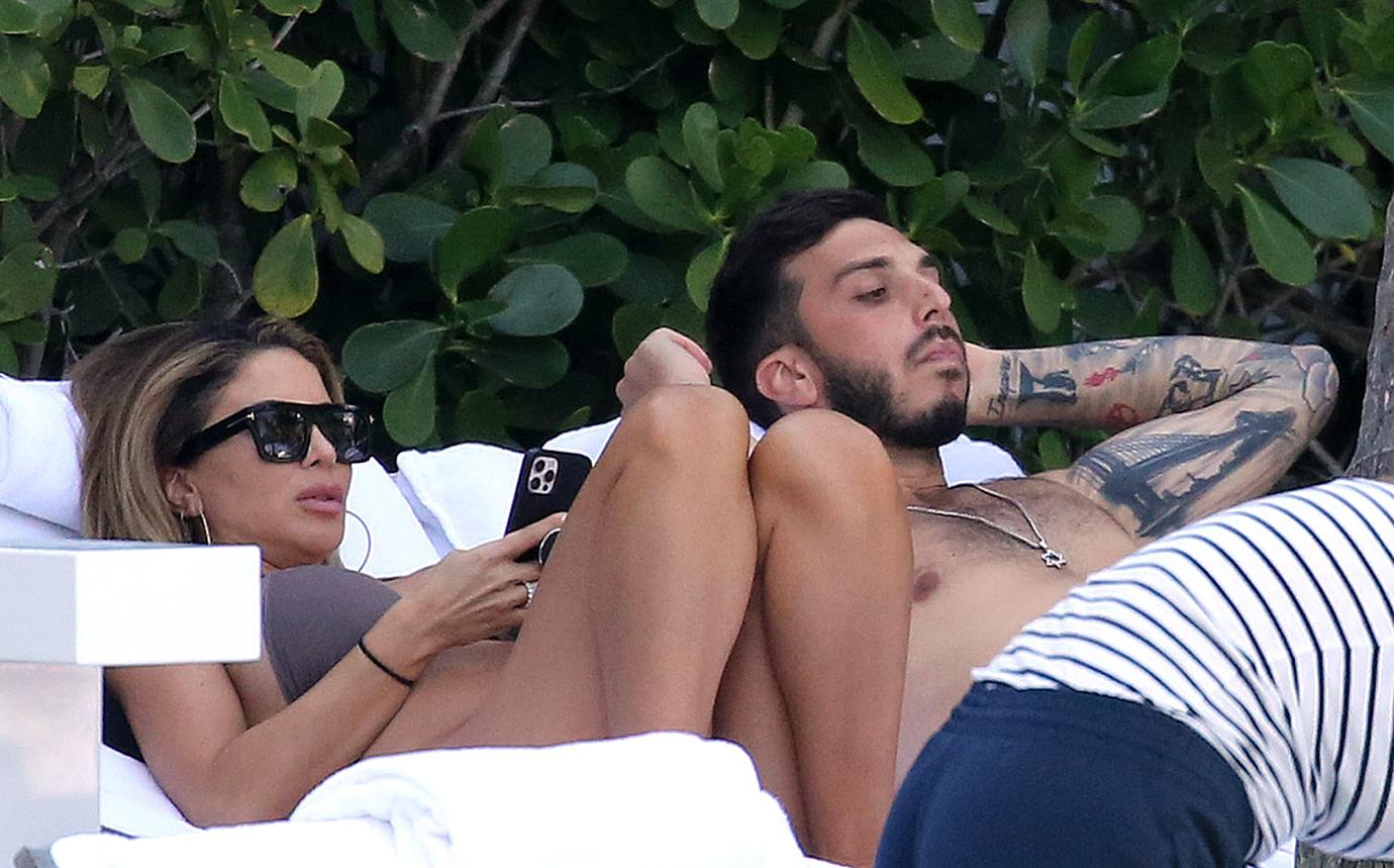 Larsa Pippen Spotted With Mystery Man, Wears String Bikini: Photos