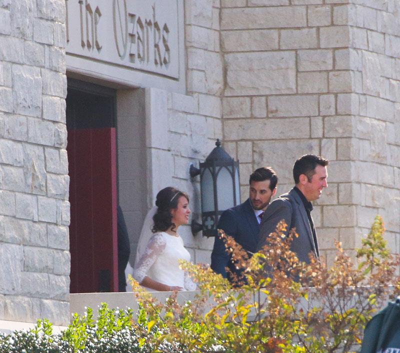 Jinger duggar moving texas jeremy vuolo wedding 06