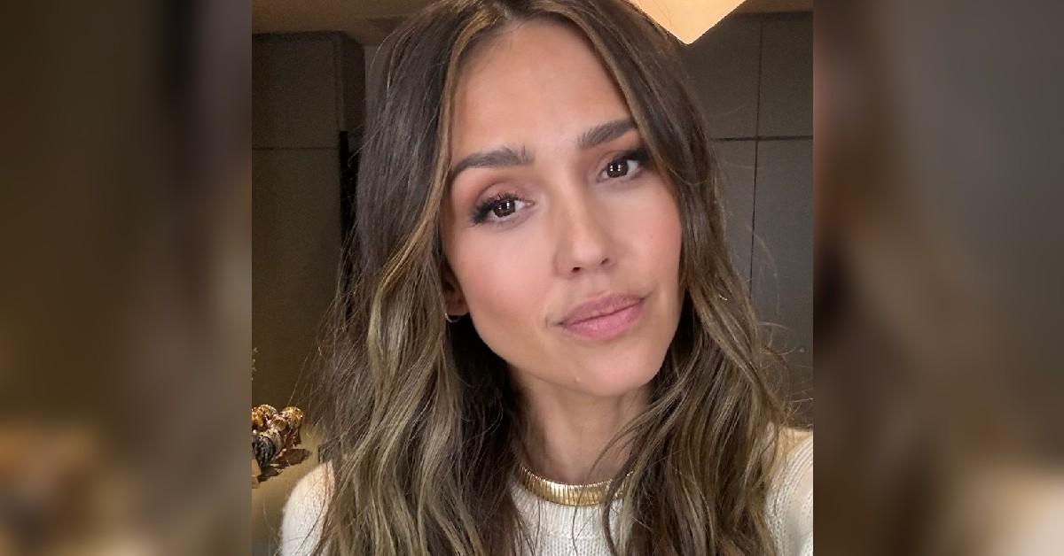 Photo of Jessica Alba. 