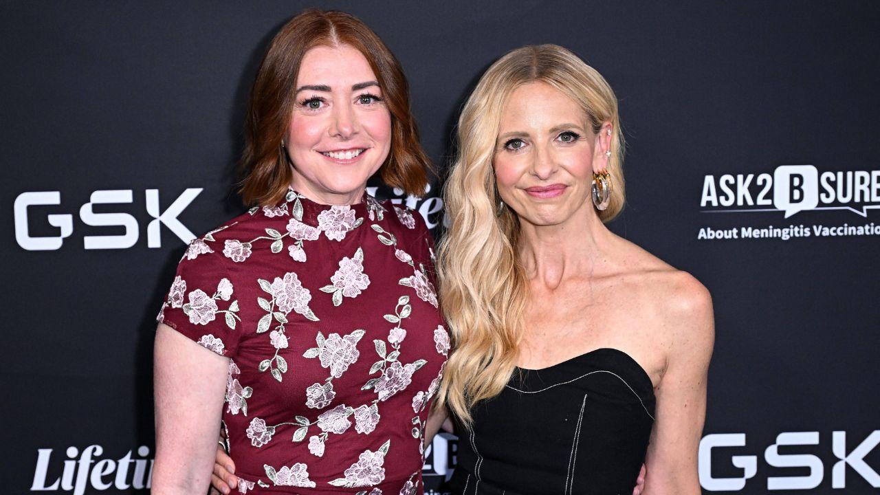 Image of Alyson Hannigan and Sarah Michelle Gellar