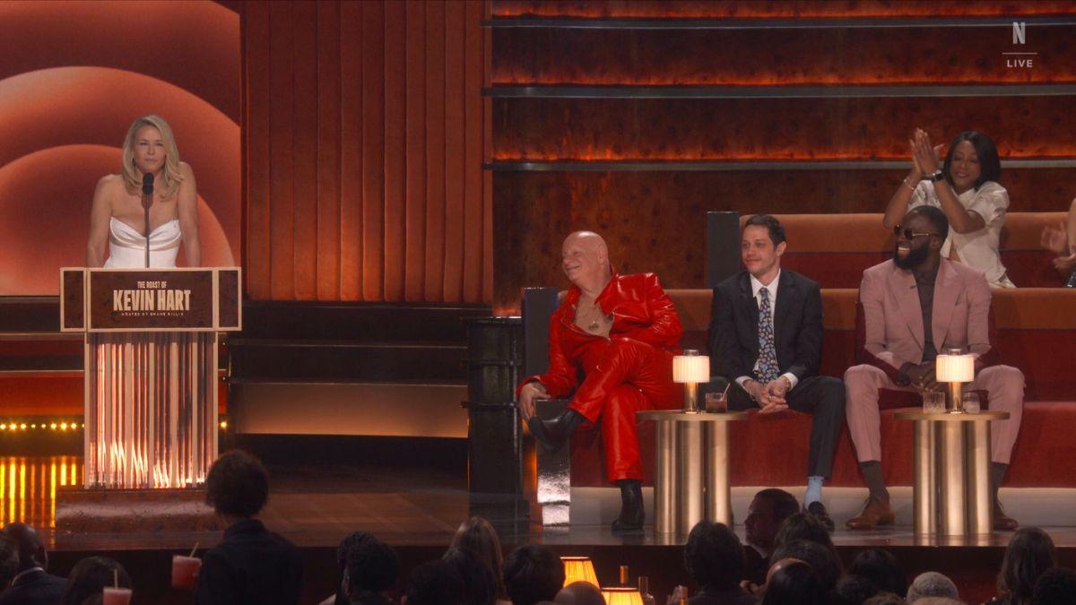 Photo of Chelsea Handler slammed comedians in the audience for their participation in a comedy special in Saudi Arabia.