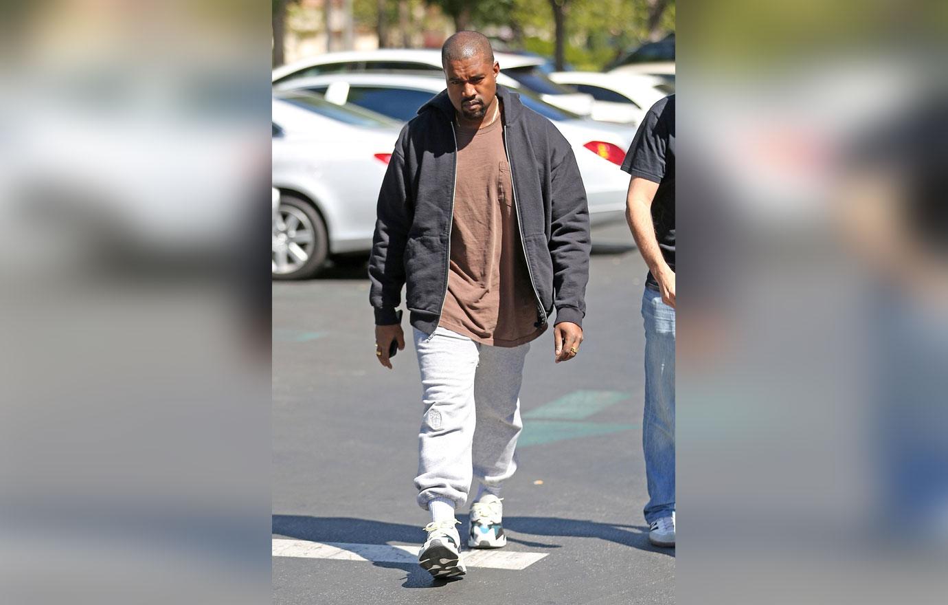 *EXCLUSIVE* Kanye West grabs lunch at the Commons