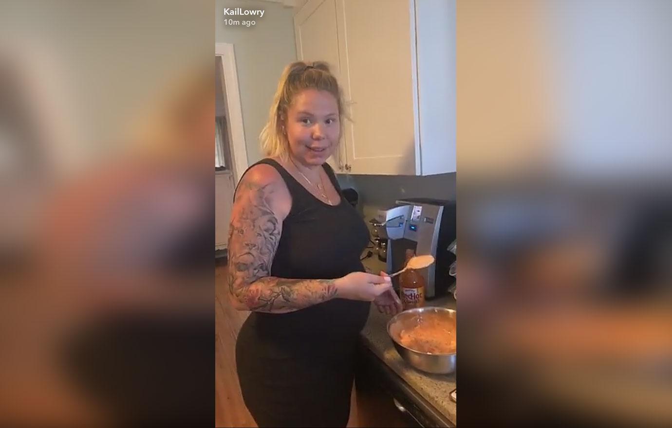 You Won't Believe The Reason Why Fans Think Kailyn Is Having A Girl