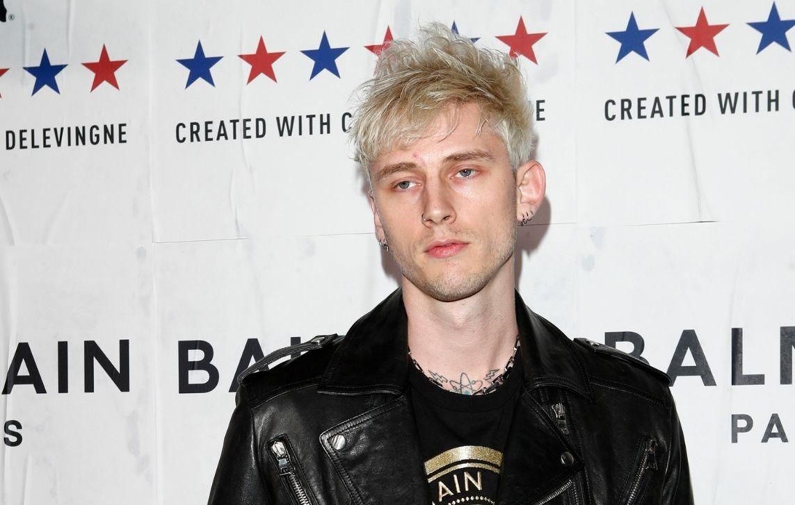 machine gun kelly fight fan louder than life festival