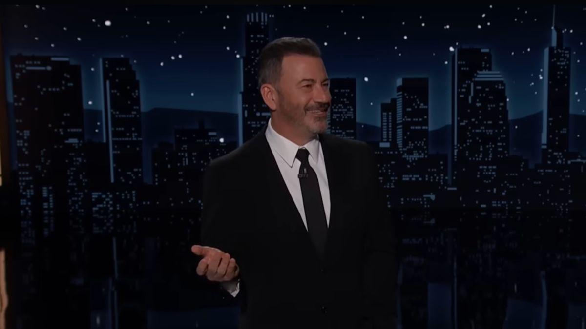 Image of Jimmy Kimmel delivered a mock WHCA roast days before the event.