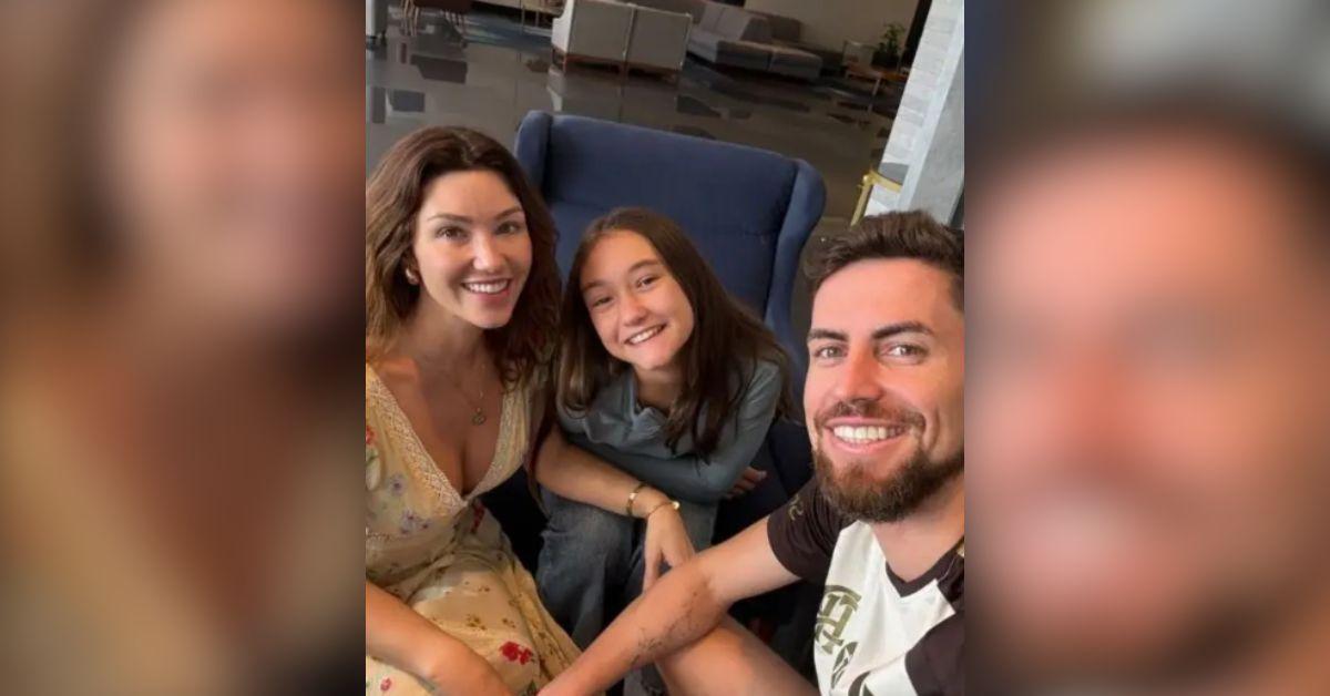 image of The singer arrived in a toned-down pirate-inspired outfit, marking a noticeable shift from her typically bold stage style.