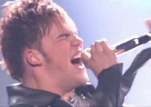 2011__04__James_Durbin_Idol_April14news 300×213.jpg