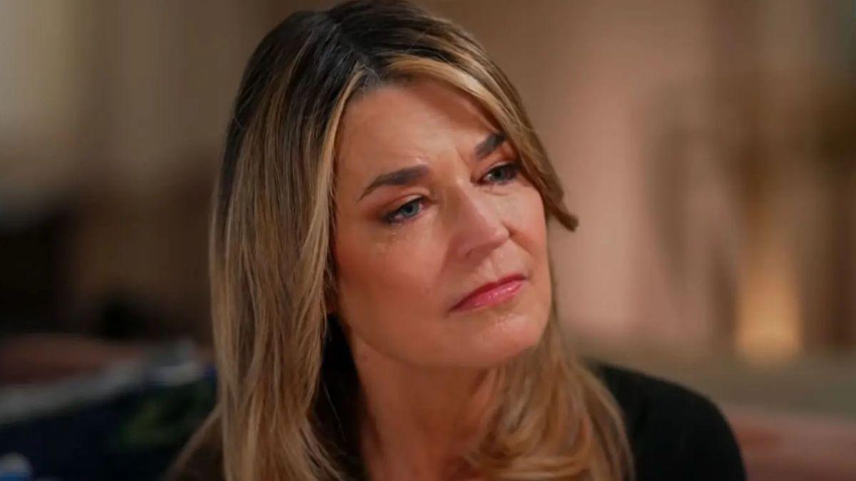 image of savannah Guthrie 