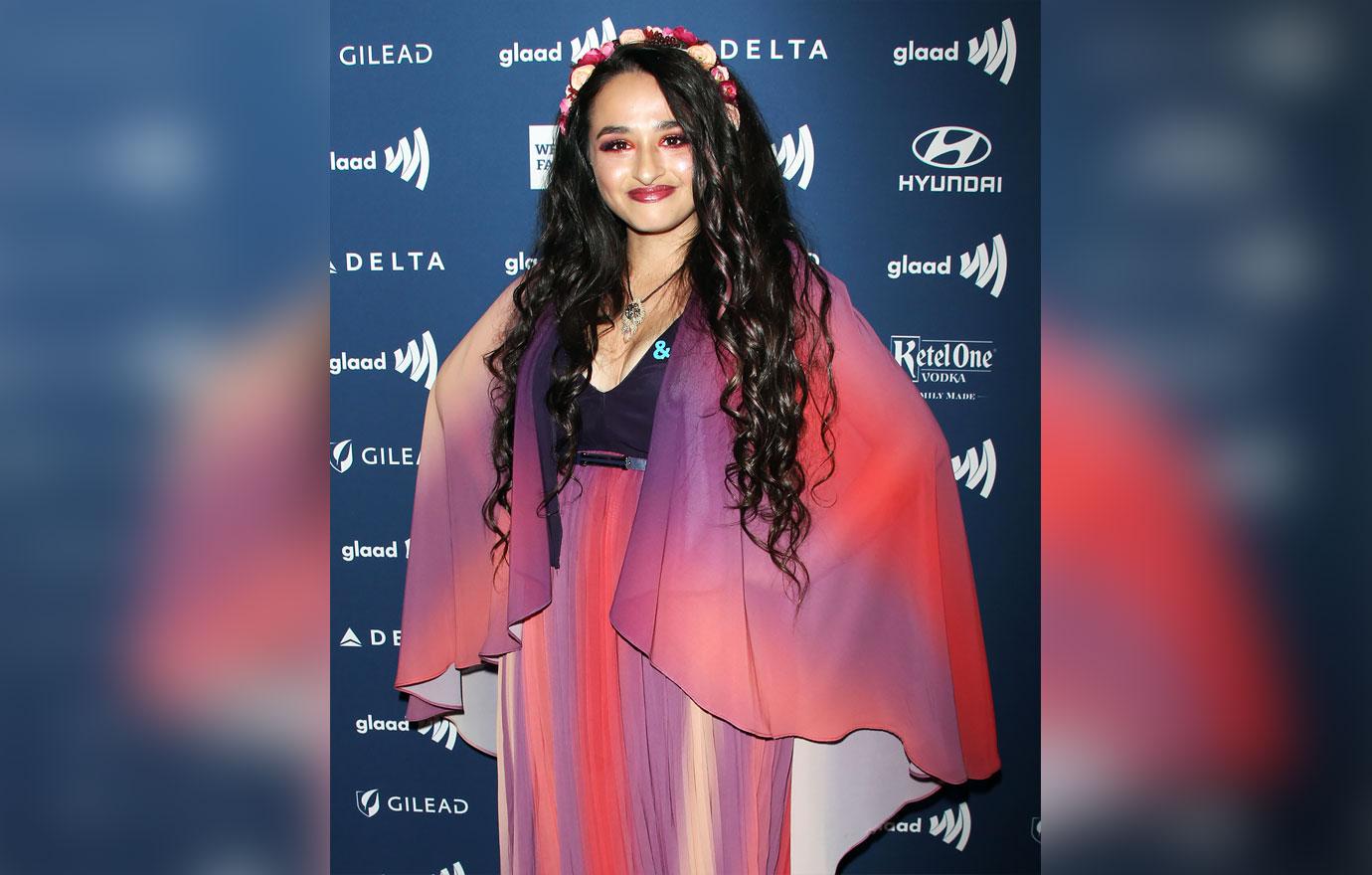 i am jazz jennings embarrassed gym struggles  pound weight loss sibling intervention ok