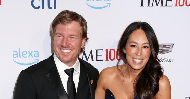 fixer upper chip joanna gaines return tv magnolia network launch