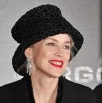 2011__02__Sharon_Stone_Feb254 149&#215;150.jpg