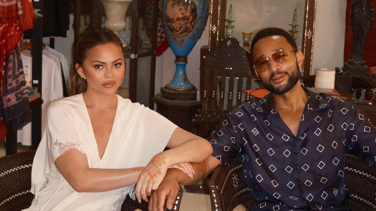 Image of Chrissy Teigen and John Legend. 