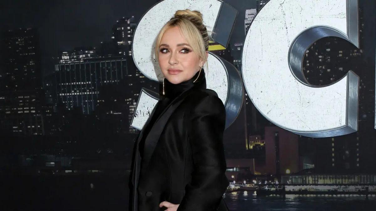 Photo of The star has an 'an incredible relationship' with her only child even though they live on different continents.