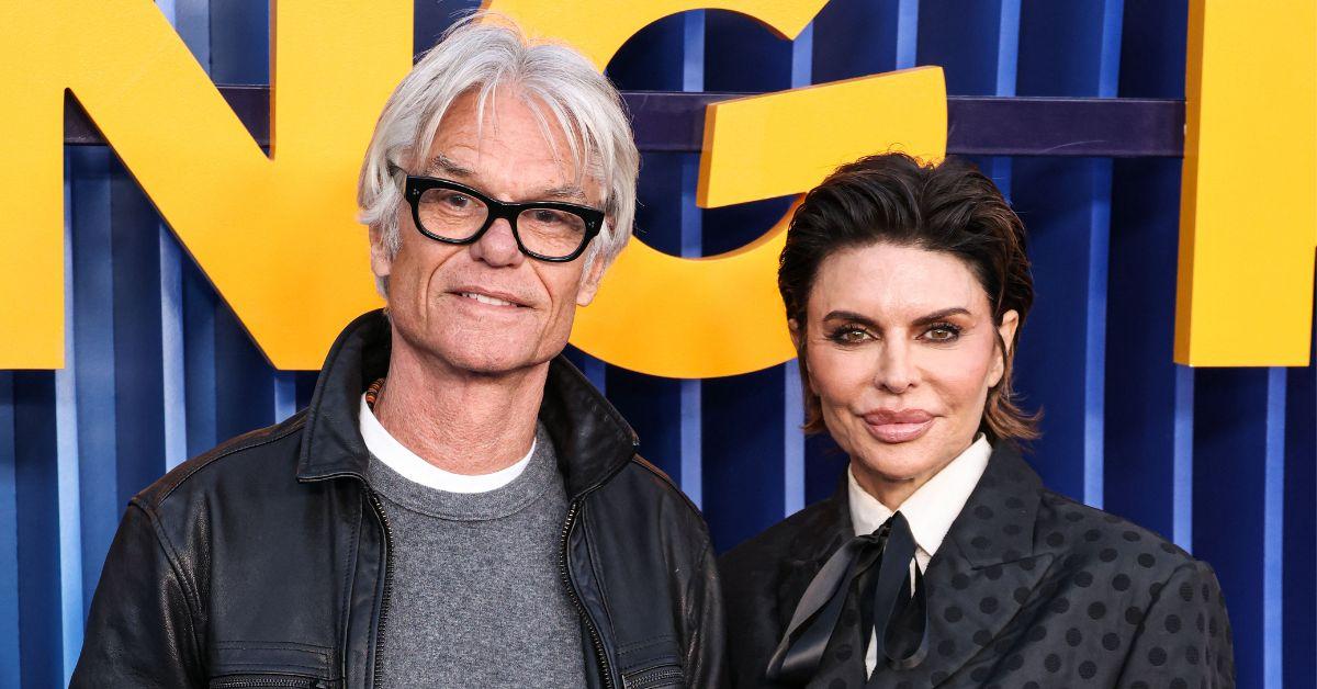 lisa rinna topless photos harry hamlin