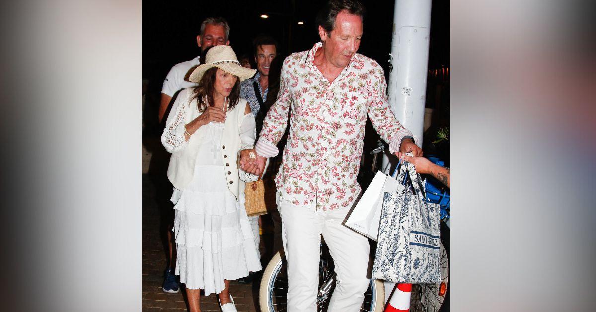 photo of Joan Collins was married four times before her marriage to Percy Gibson