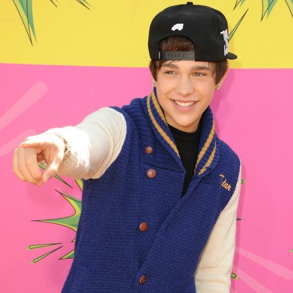 //ok__austin mahone hat stacked