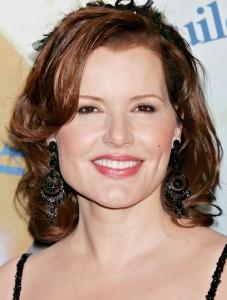 2011__01__okmagazine horoscopes geenadavis 227&#215;300.jpg