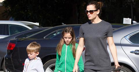 Jennifer garner doesnt want kids around ben affleck girlfriend lindsay shookus