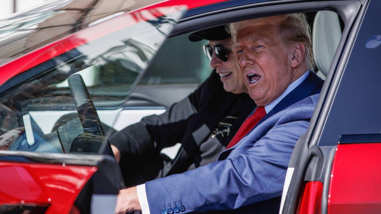 Image of Elon Musk and Donald Trump