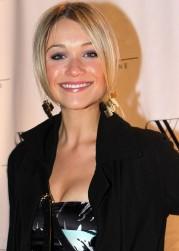 2011__01__katrina_bowden 179×300.jpg