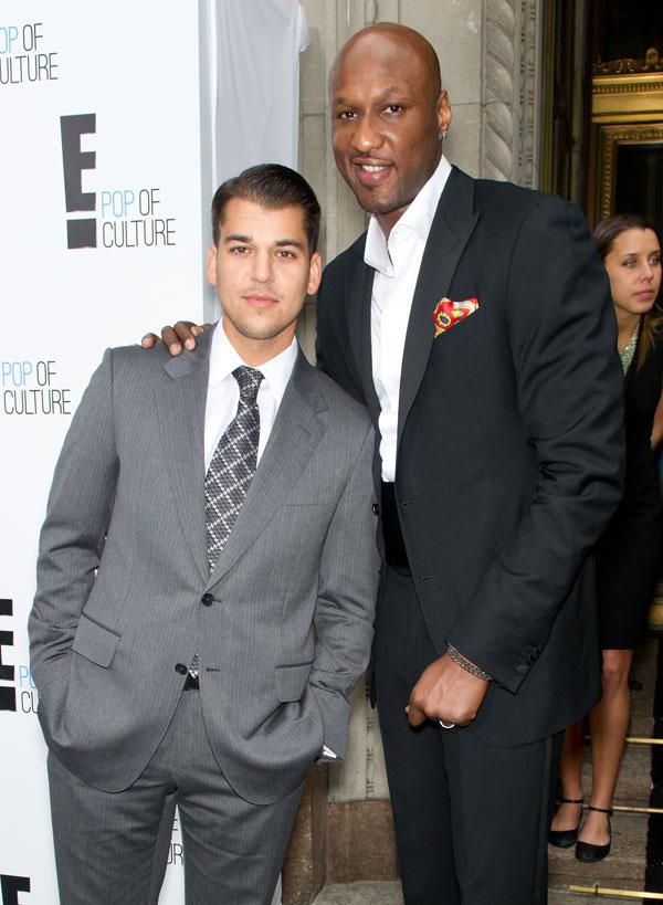 Rob kardashian visiting lamar odom rehab 01