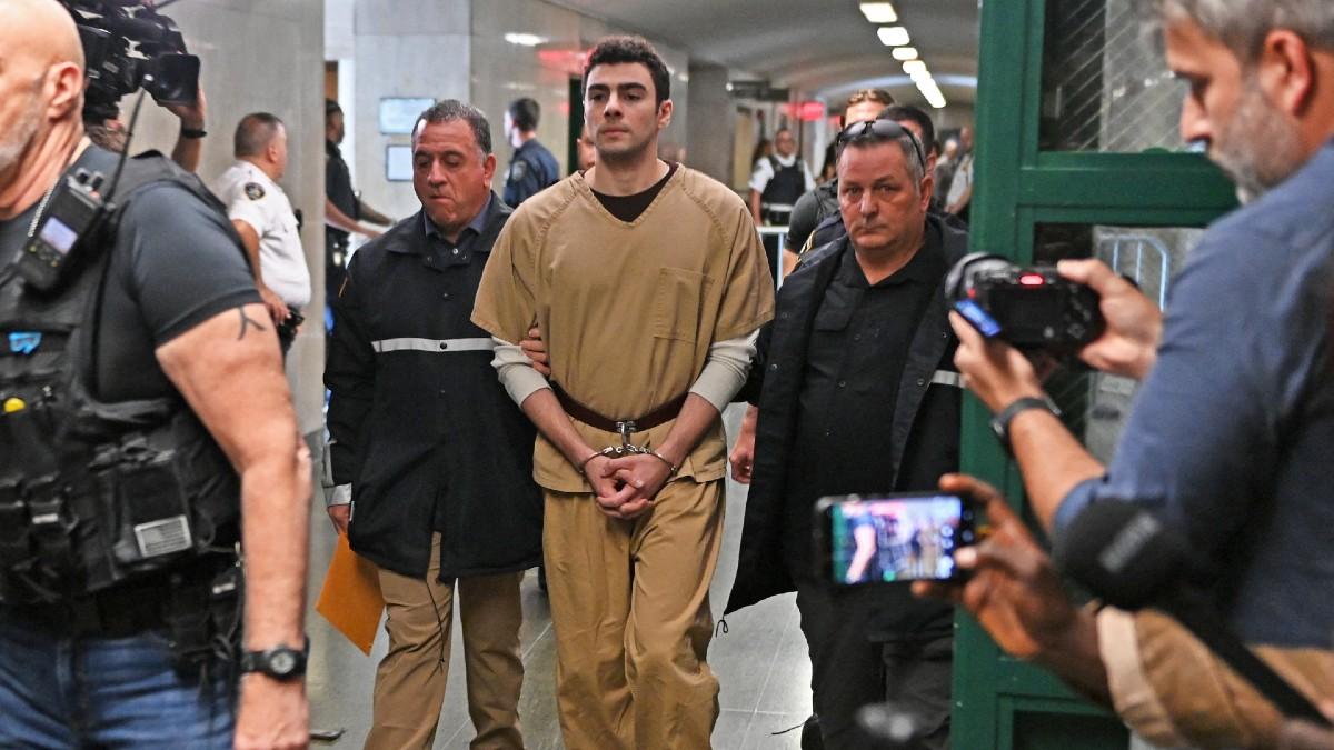 image of Luigi Mangione’s federal trial for the murder of Thompson has been delayed to October 2026.