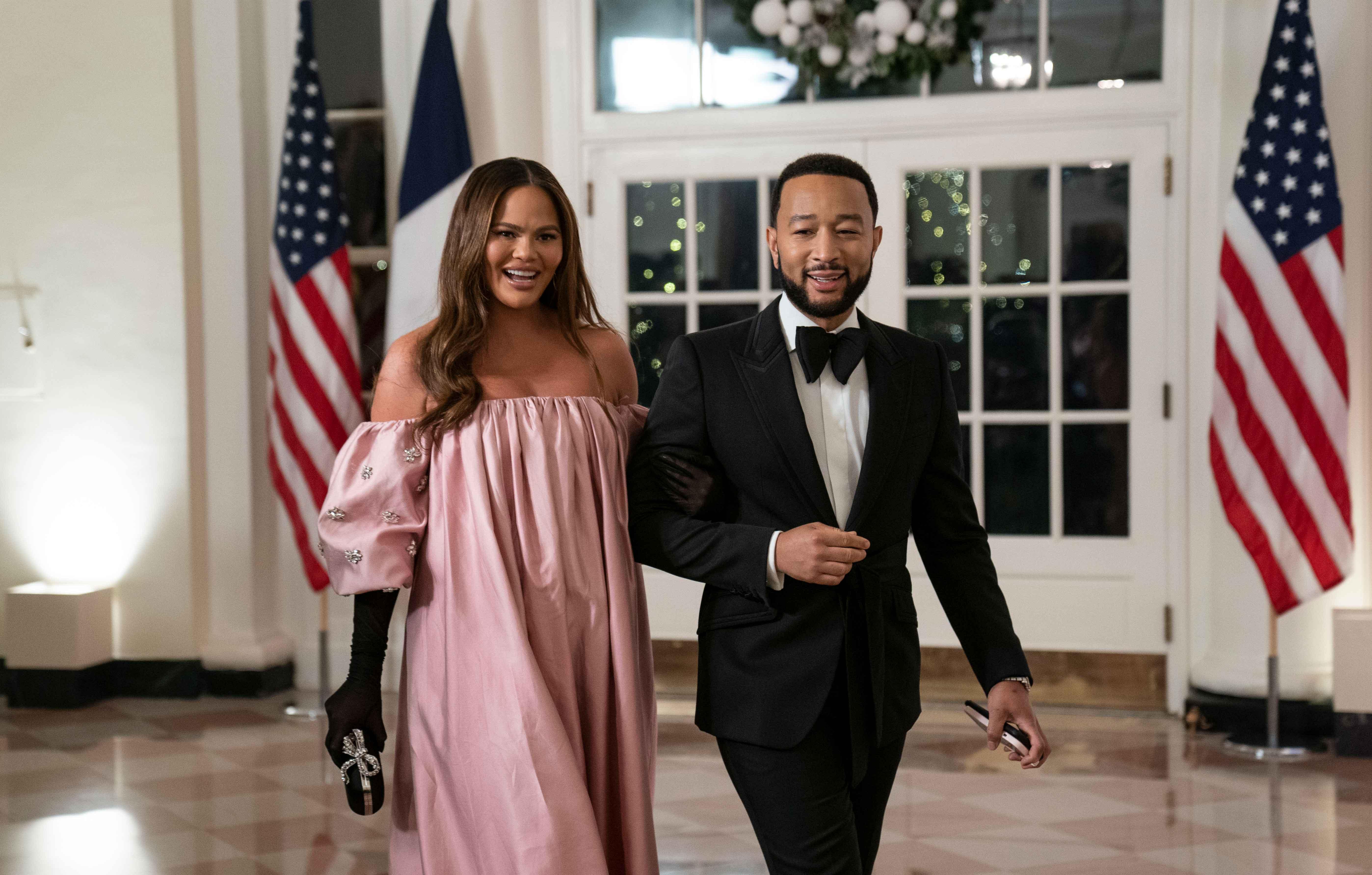 Chrissy Teigen & John Legend Shine At The White House: Photos