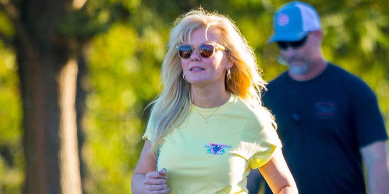 PICS Kirsten Dunst Goes Back To Work 6 Months After Giving Birth