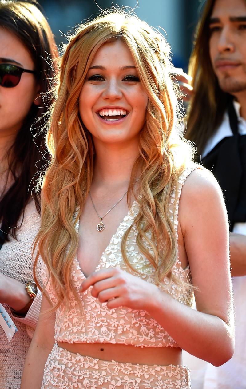 katherine mcnamara shadowhunters season two