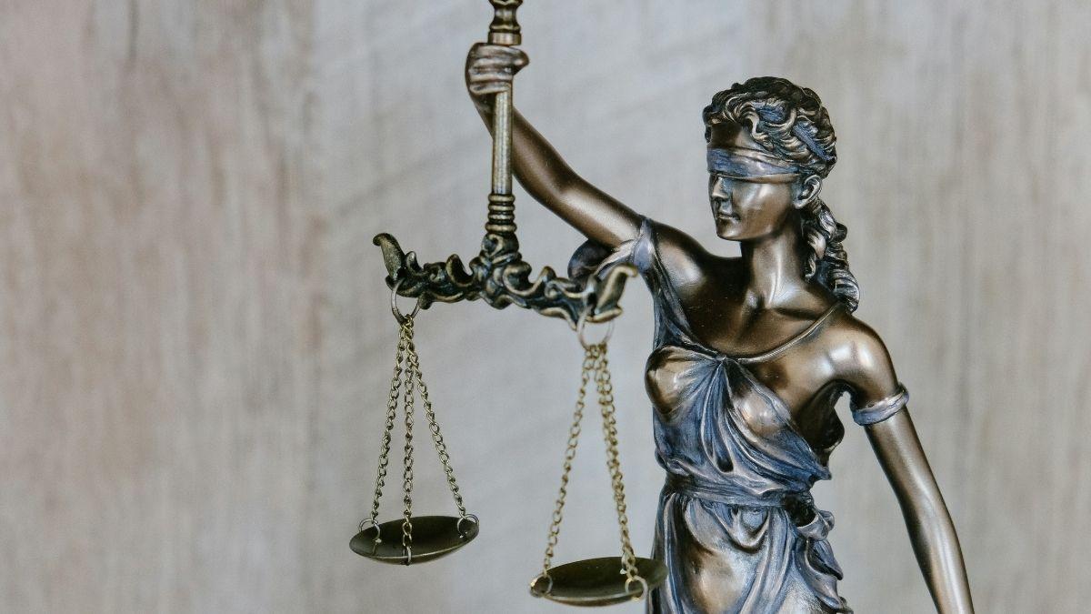 image of Dip's sons are suing the facility, its parent company and an unidentified employee.