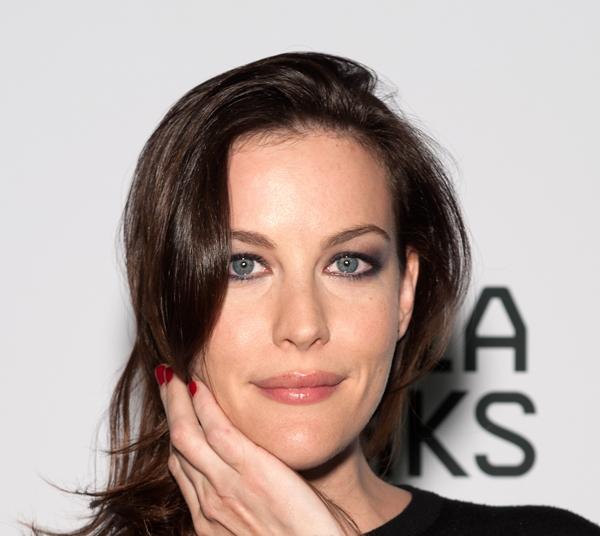 Red Carpet Confidential: The Fashion Advice Liv Tyler Gets From Her ...