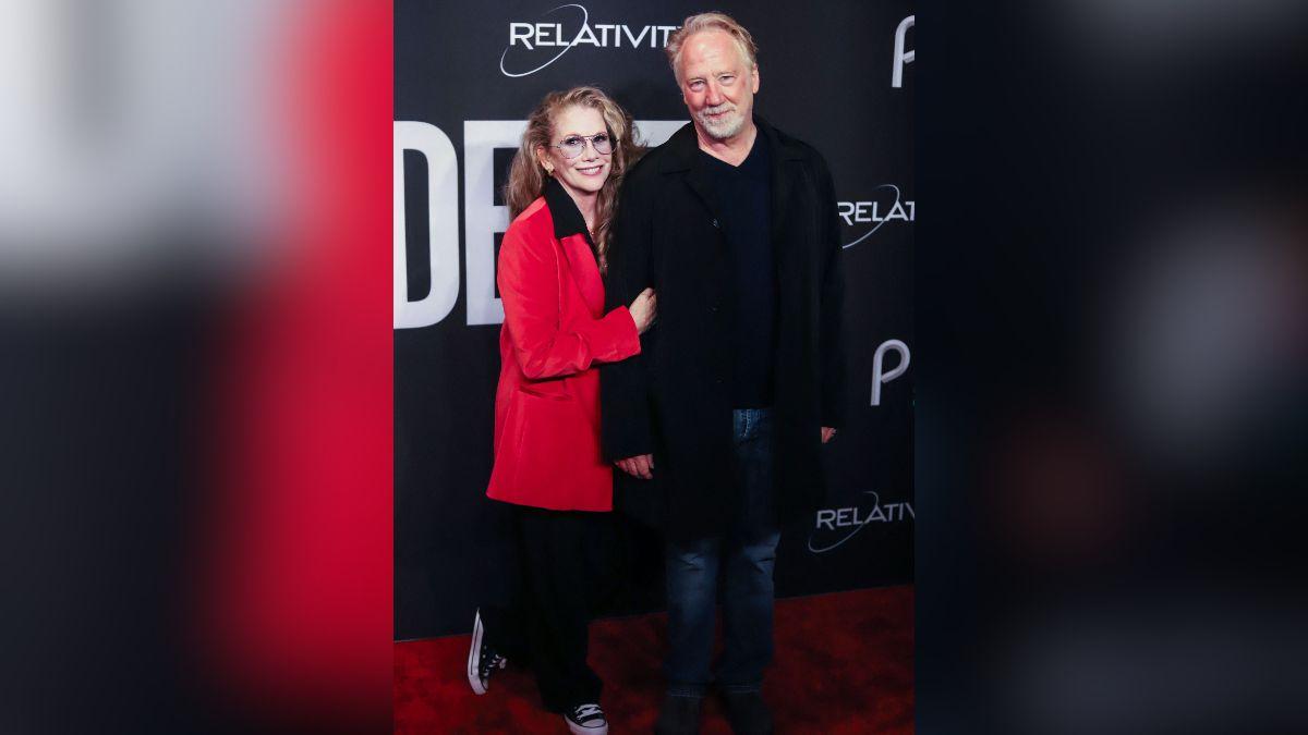image of Timothy Busfield is married to Melissa Gilbert.