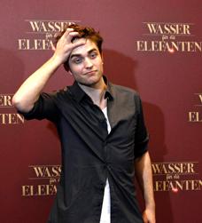 2011__04__RobertPattinson.jpg