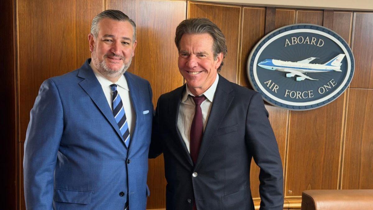 image of ted cruz and Dennis Quaid