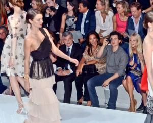 2011__09__Miranda Kerr Orlando Bloom Sept30 97 300×241.jpg