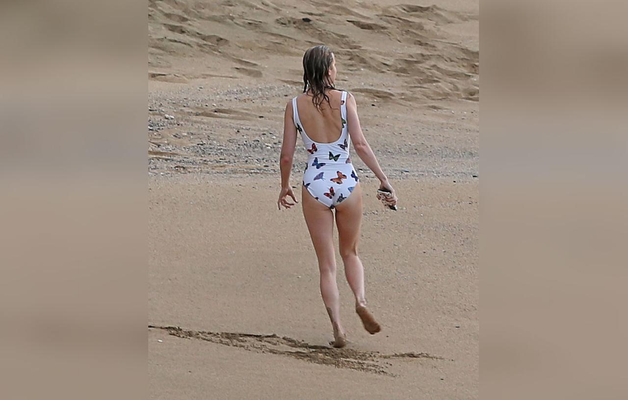 Actress Brie Larson Flaunts Her Beach Body In Butterfly ...