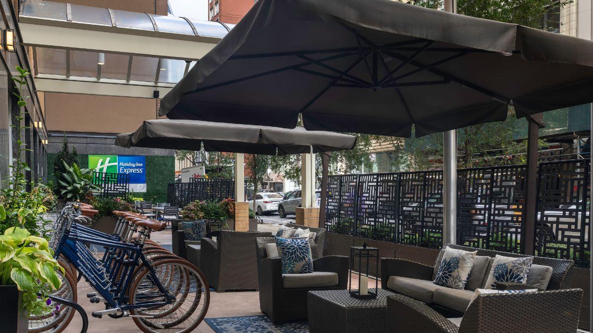 why holiday inn express chelsea nomad area is one of the best places to stay in new york city