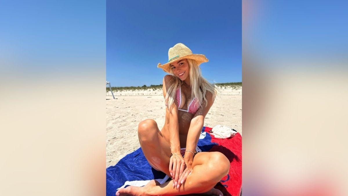 hot celebrities in cowboy hats photos