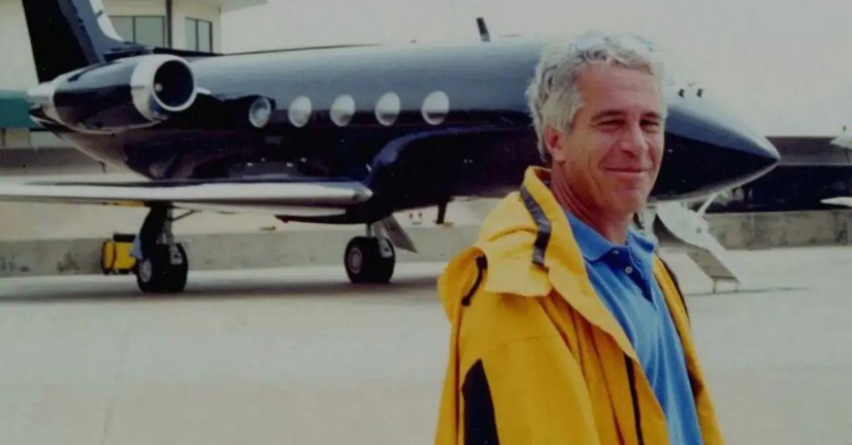 photo of Jeffrey Epstein's death in 2019 was ruled a suicide