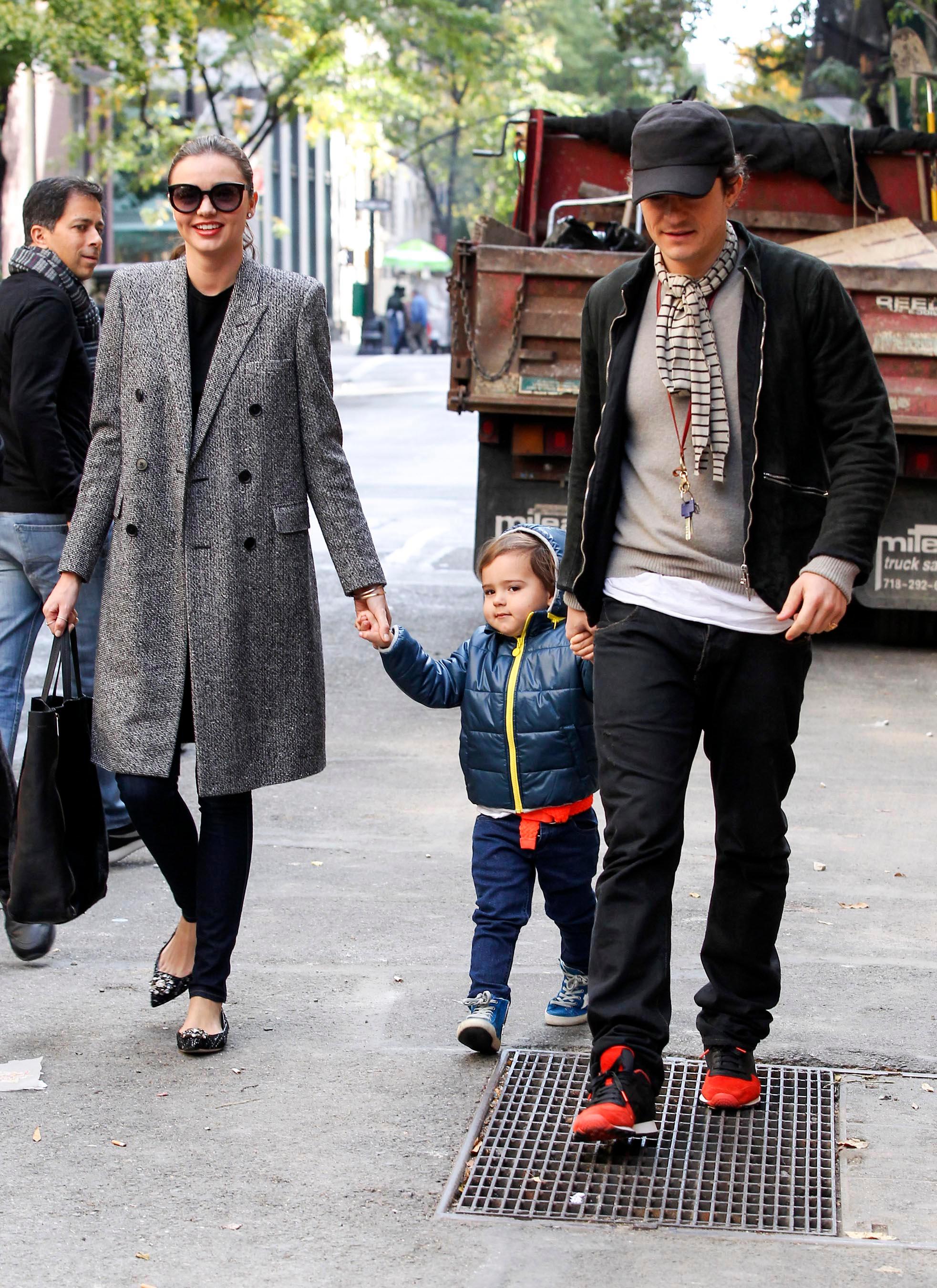 Miranda Kerr & Orlando Bloom & son