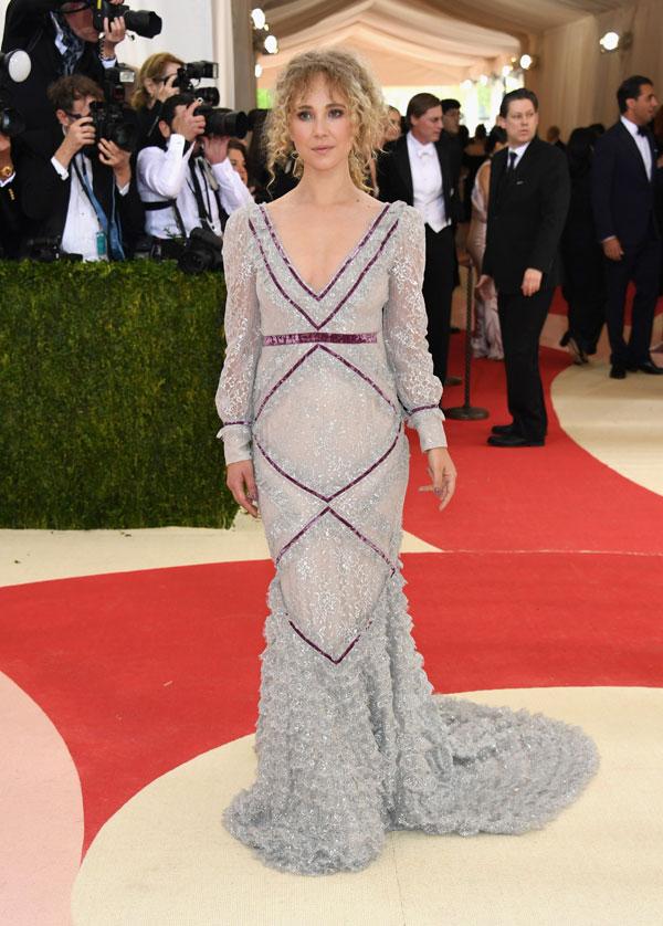 Met gala 2016 red carpet photos best looks 07