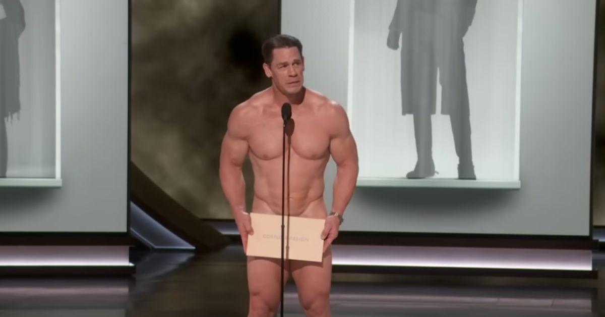 naked john cena presented an award