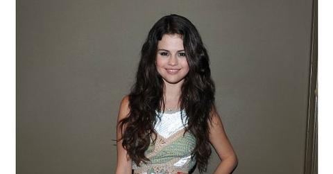 Ok_13013_selena_gomez_nylon.jpg